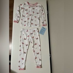 Kyte Baby Crepe Butterfly 2 piece long sleeve pajamas, size 2T